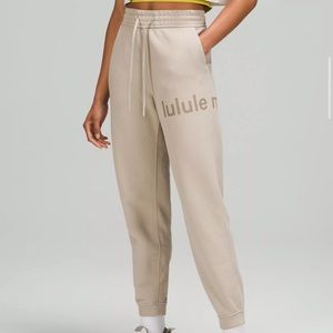 Lululemon LOUNGEFUL HIGH-RISE JOGGER GRAPHIC *FULL LENGTH. Size 12